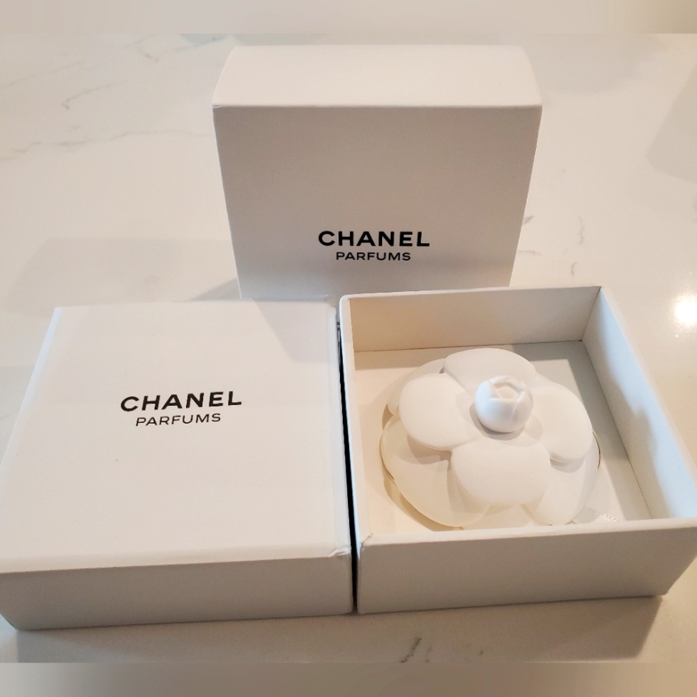 Chanel Diffuser/Paper Weight